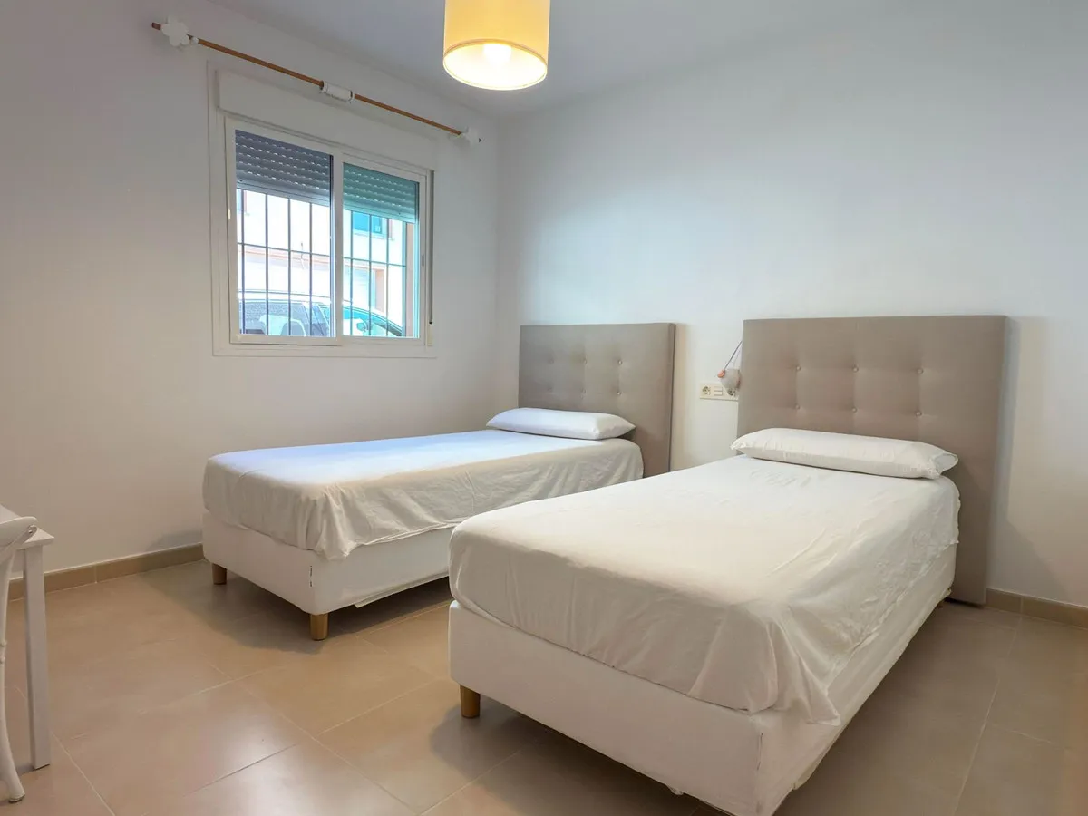 d499b638-6a35-49fd-acbf-872ad9c99a59