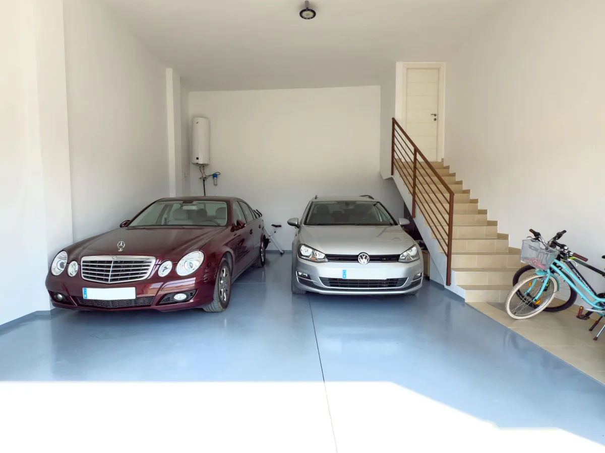 decb3842-bece-4415-b15a-89d1fc991209