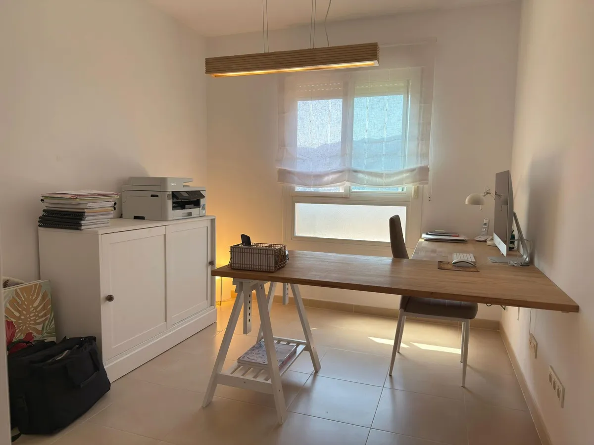 f7ad819c-ecb6-4eb2-9bff-d236d60ace19