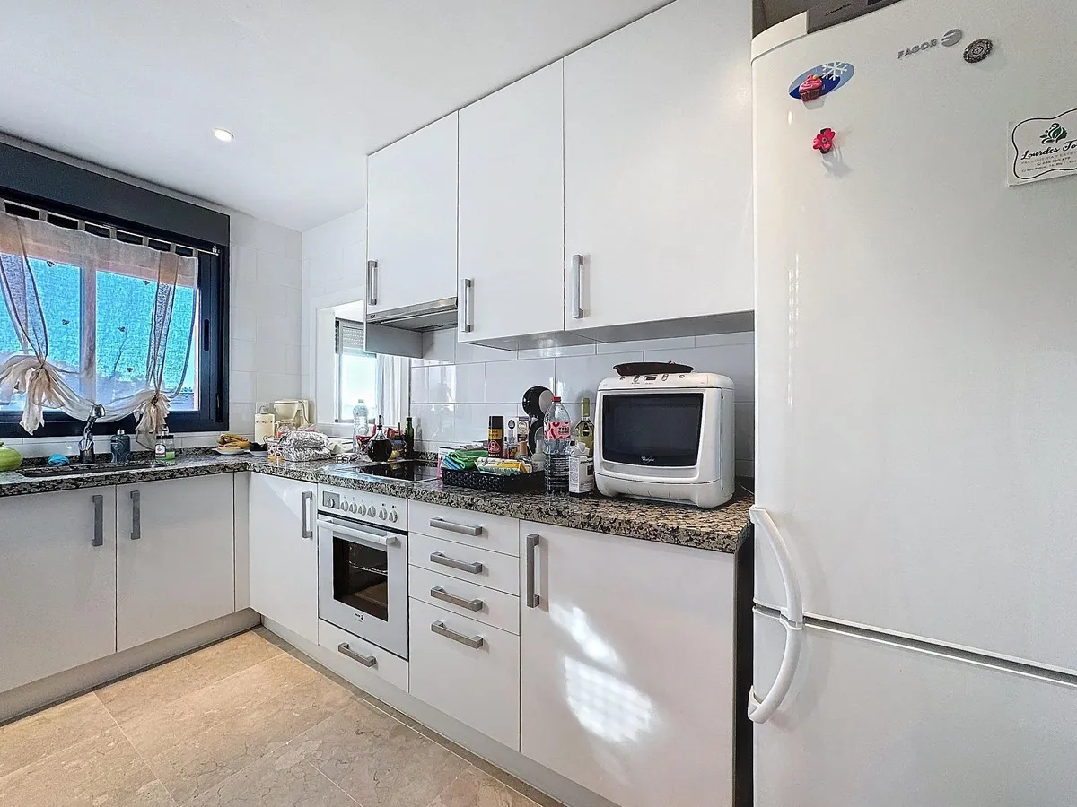 151b5d6a-ef2e-4201-b18f-762058dd6cfa