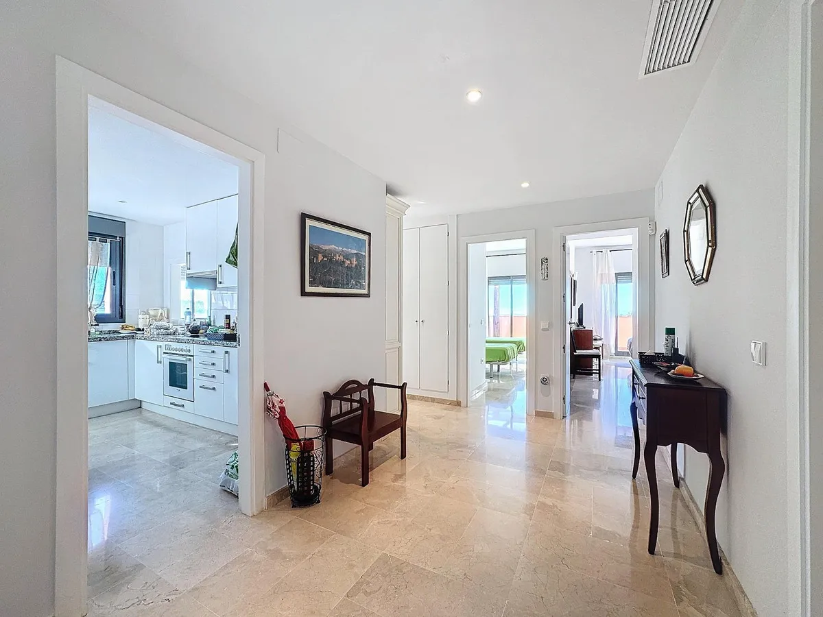 542b58b9-7caa-4ad1-9d37-28aff93c3611