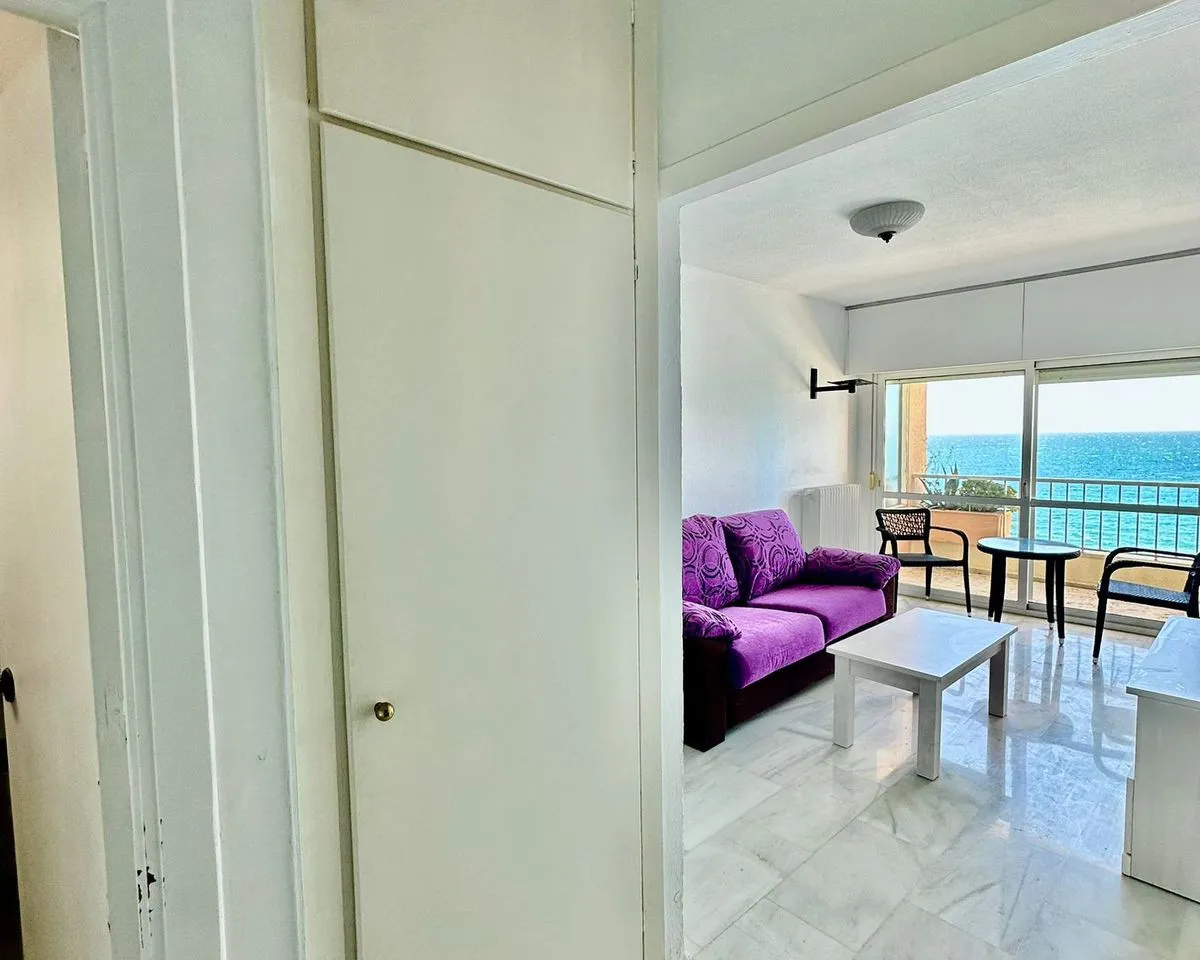 c6a08248-e079-42a4-8e0f-359d698a6028