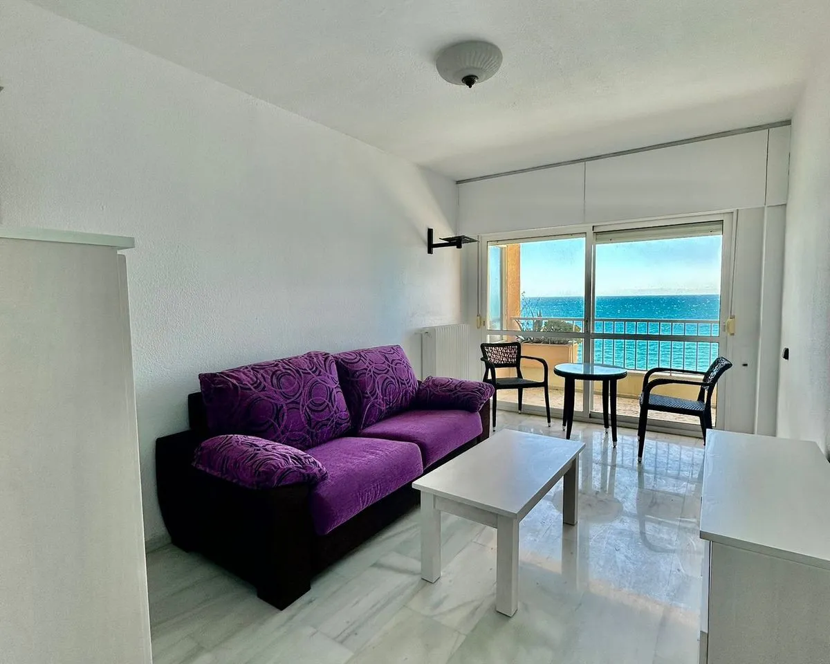 f4982d34-eb7d-4747-bf54-a7ba64f1a090