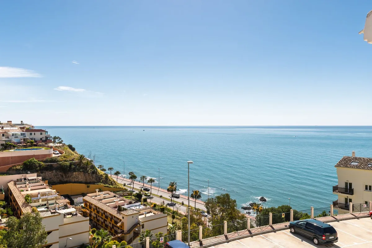 081b337e-f4b1-496e-985b-4ea83b6523db