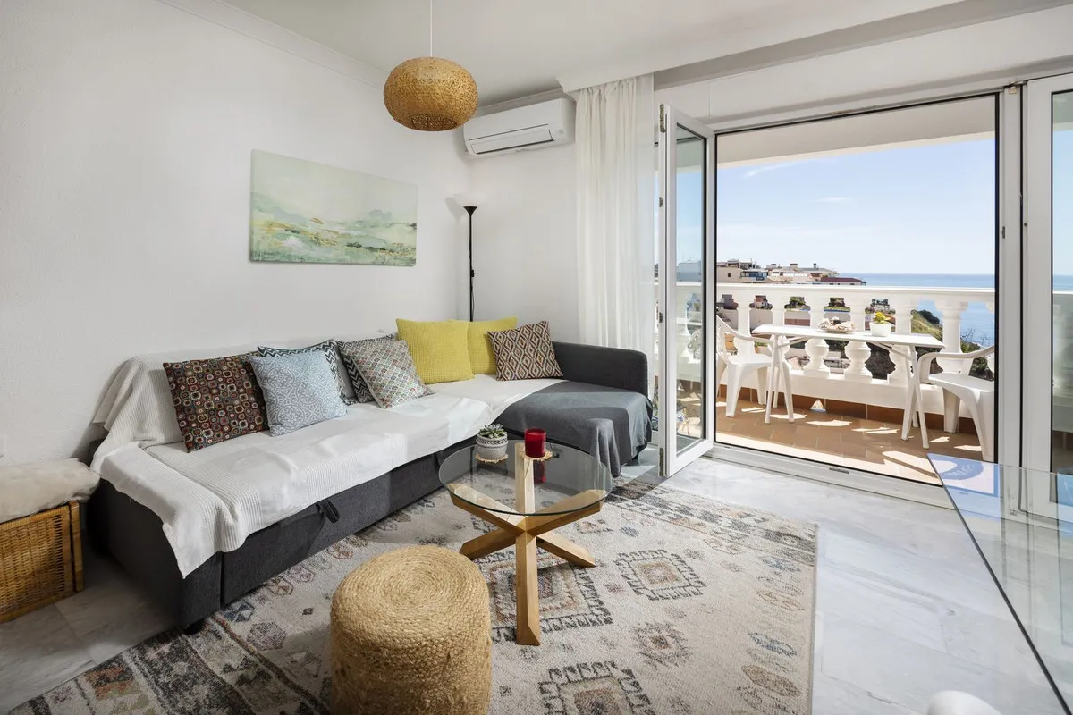 7ee43fdd-7f36-4b62-906b-4261f78ccc03