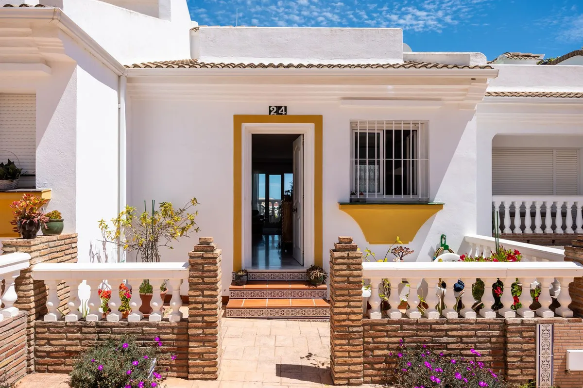 8c304533-06f3-43e1-adb2-2e4ca12e84e5