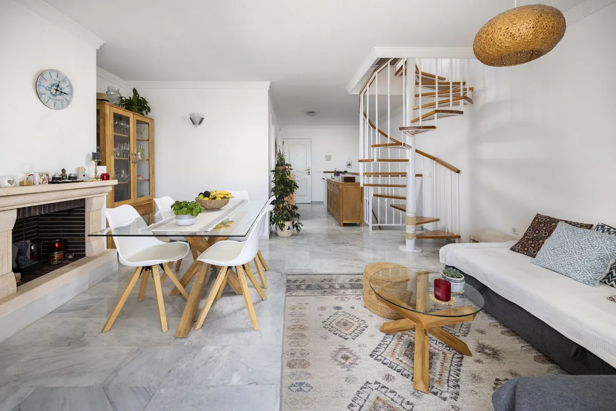 cf071c53-37d7-4b3d-8c51-5f83cb8ab729