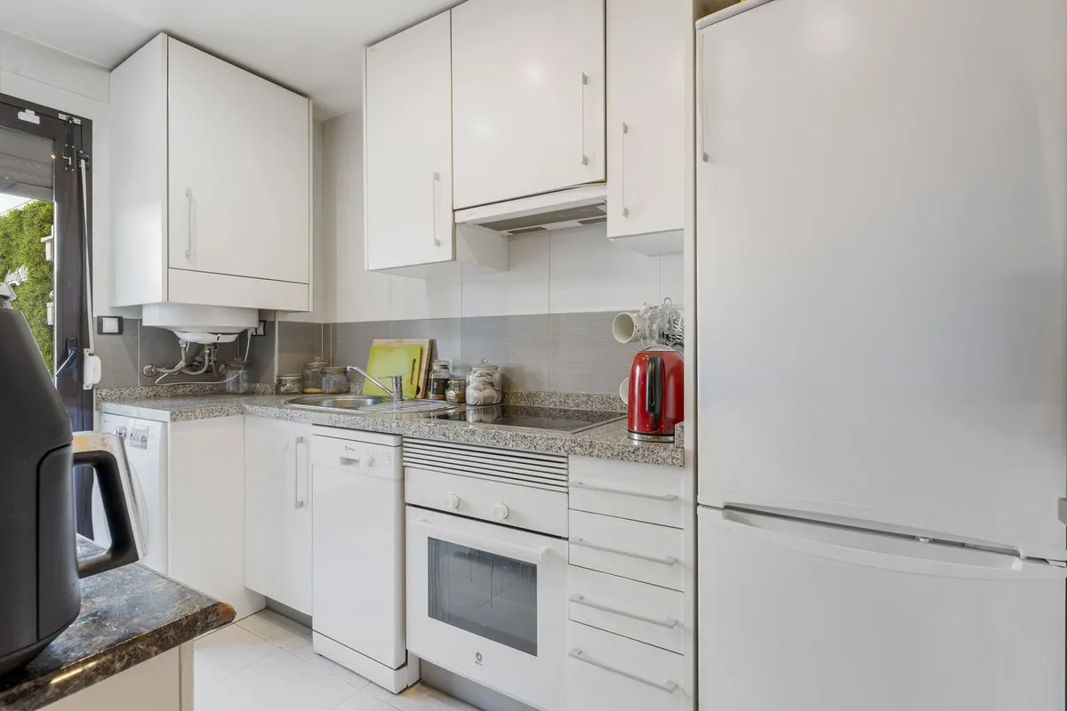 441e2cc1-fe7a-46d9-b644-fb7c33caee63