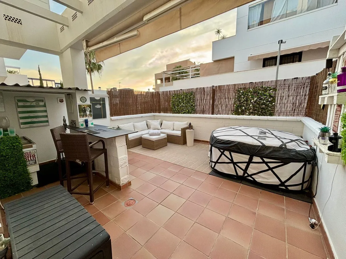 ddbe5b35-70f6-43f9-9414-9642e80a51d4