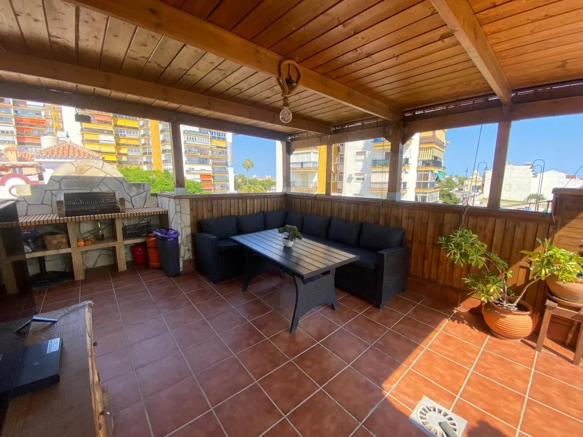 e7649514-6349-4fff-a55c-be7155c35c7d