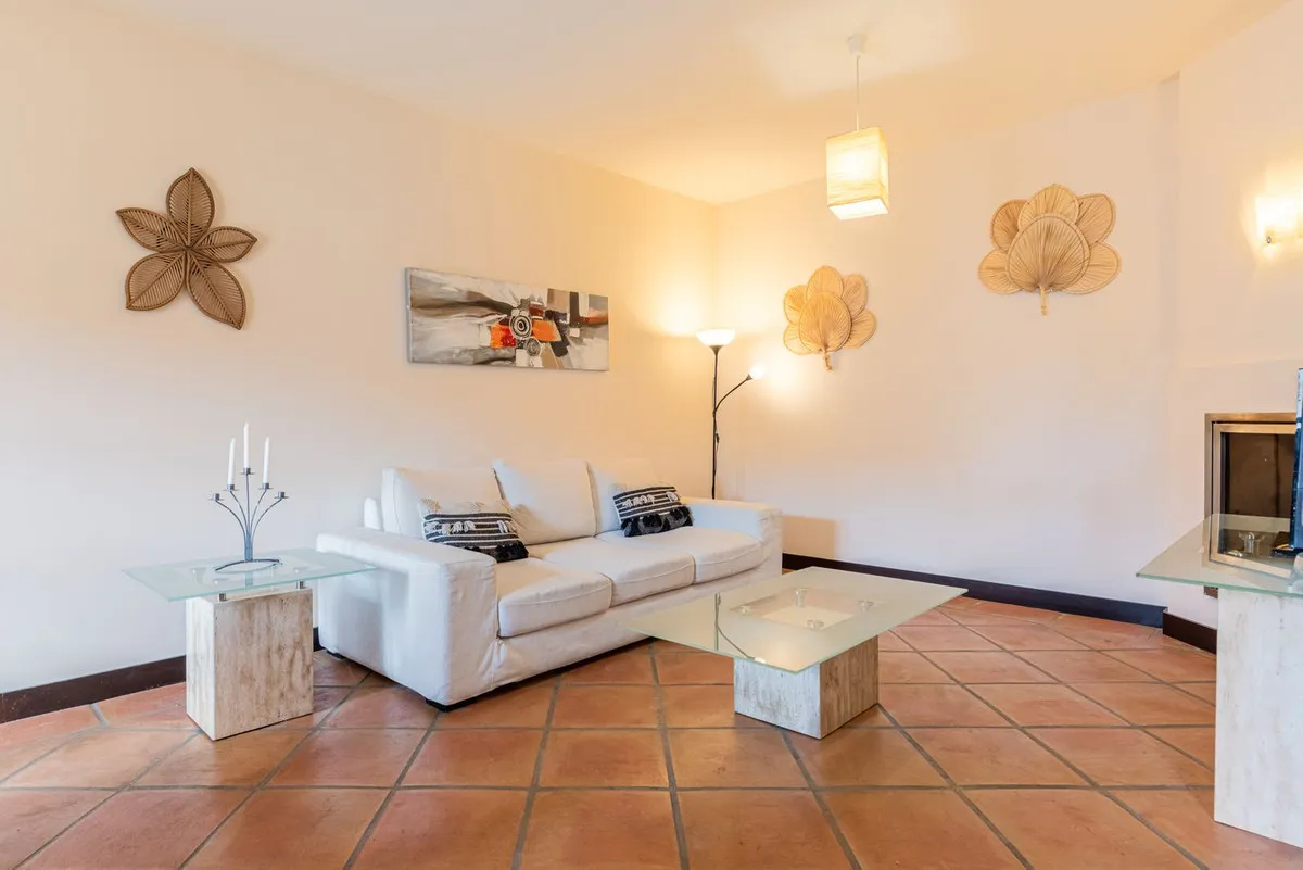 76d4f378-5b8f-4fb5-ac85-937ec9b4e711