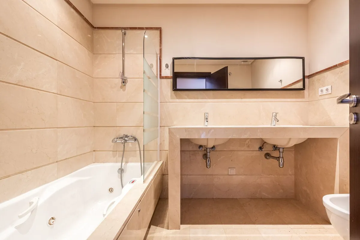 964c51c9-a796-4042-a360-759dea99c0ae