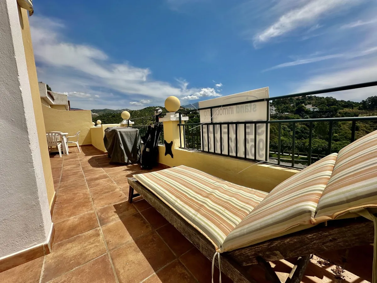 2eb2d697-c2b4-4412-b320-44342fab61e6