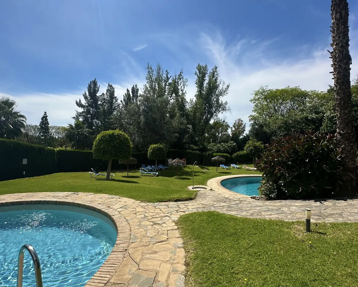 37aac94b-5958-4370-bff2-76667ca9a178