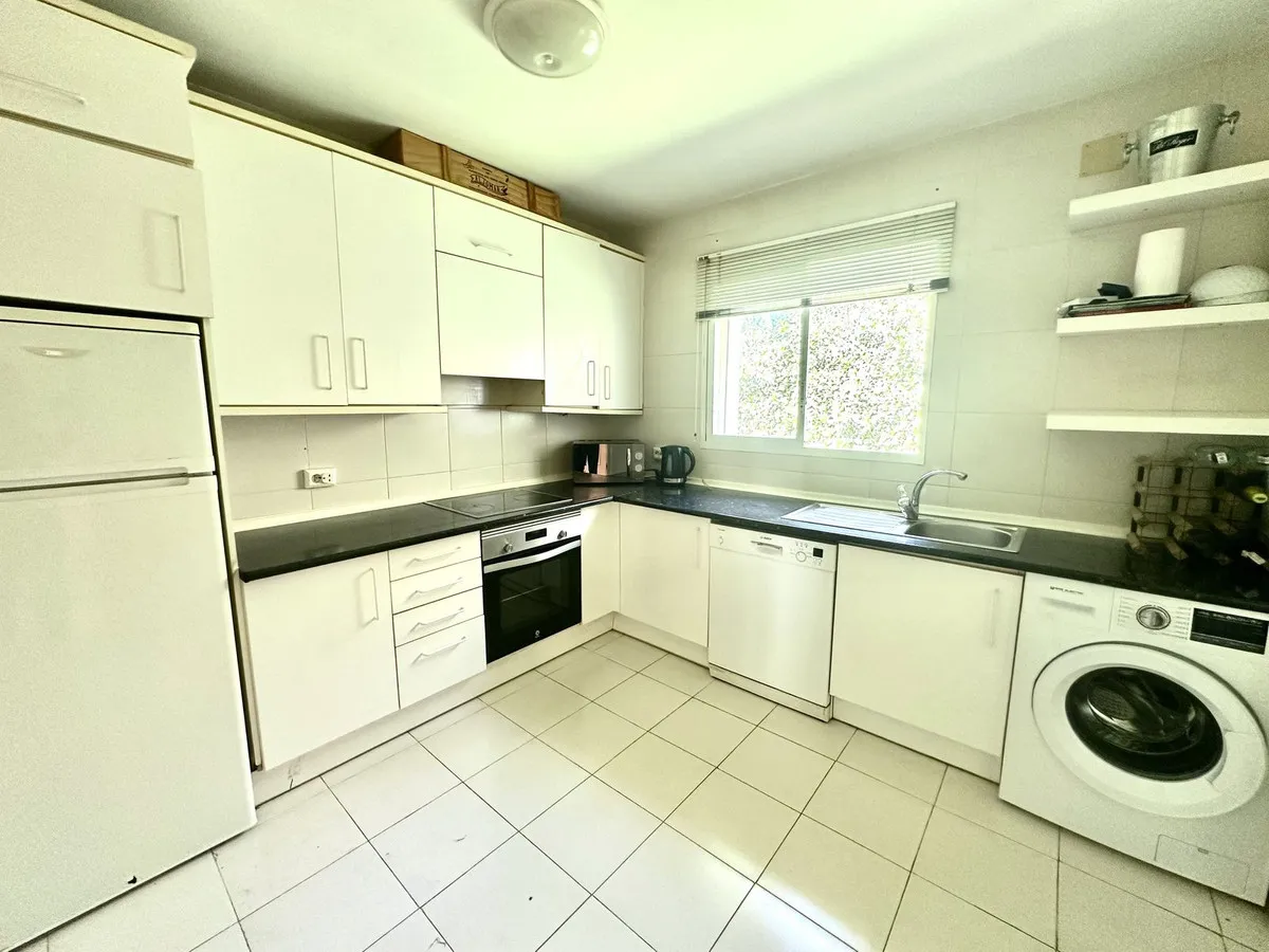 4b8fa3f9-db27-47f5-b02f-9b61c1aa9ad7