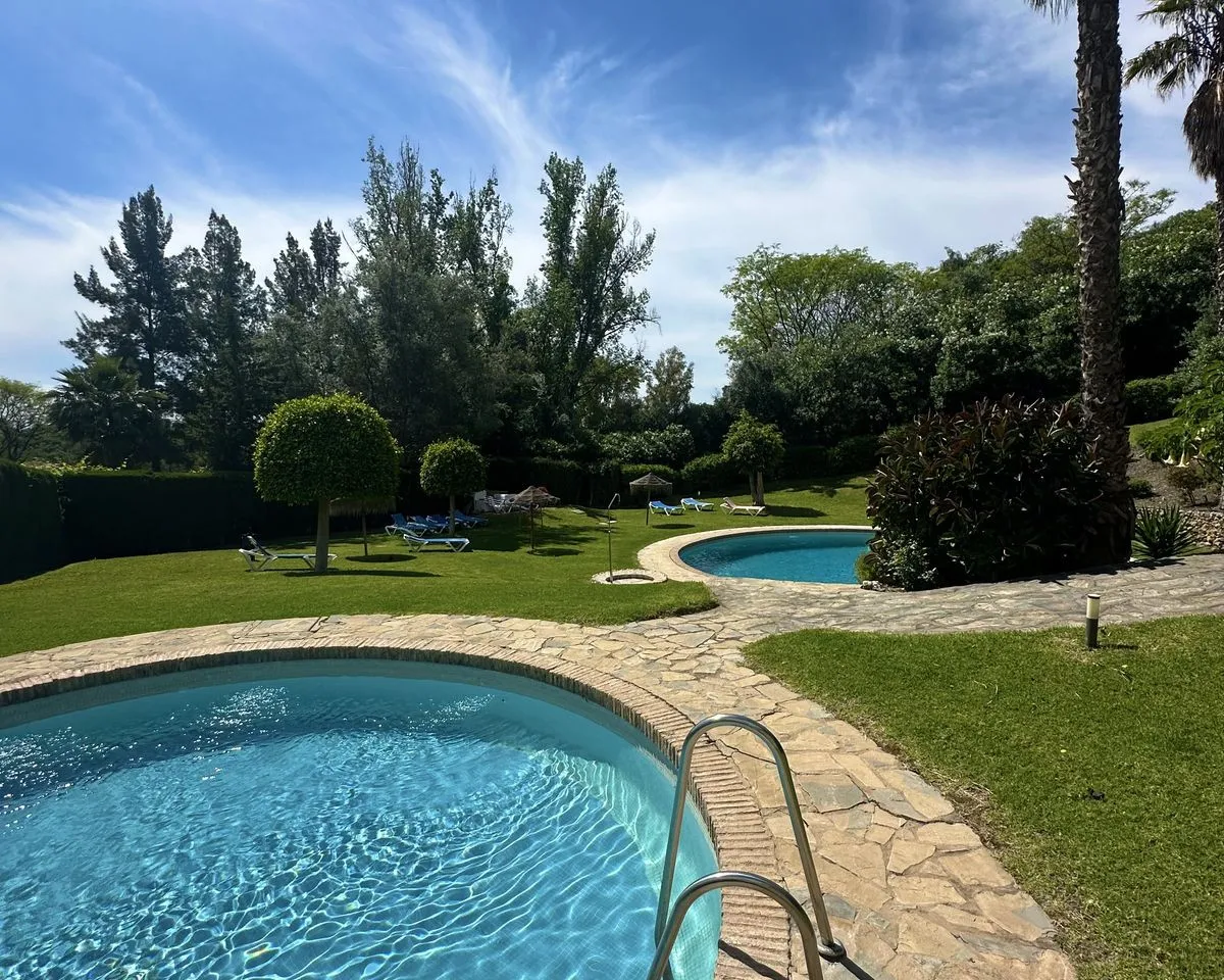 512afdbb-ad9b-4948-b484-b4e99cbda6df