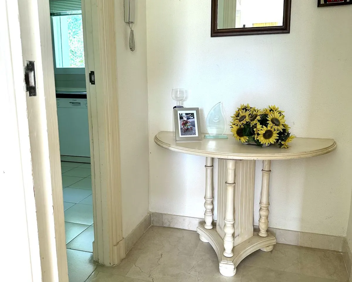 7d30383c-a062-4f2f-9dcf-f245bd1ece90