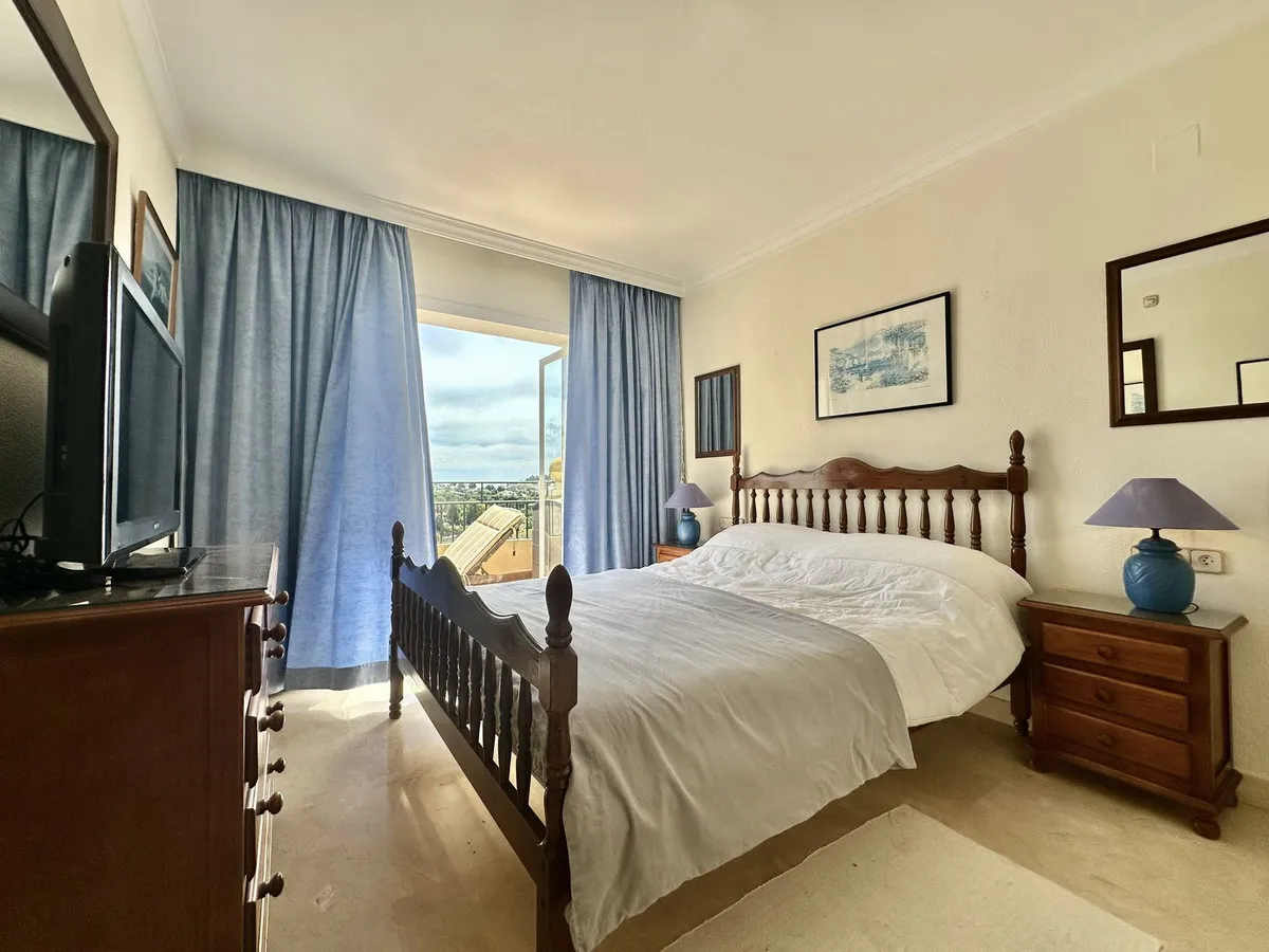 a38fb4d2-2563-40a2-b893-87272b3efbe7