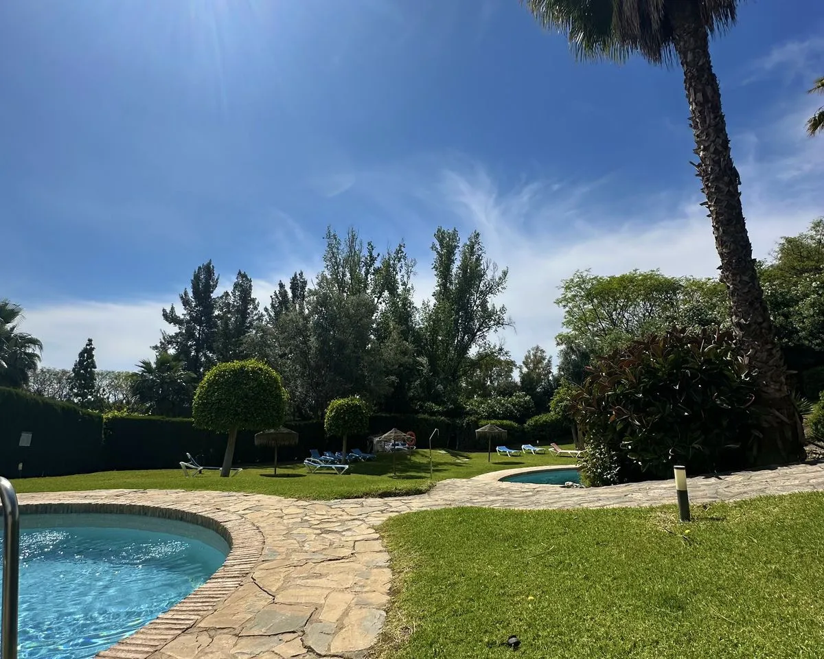 e33b90d9-41d9-43ac-bef5-f87b069a172b