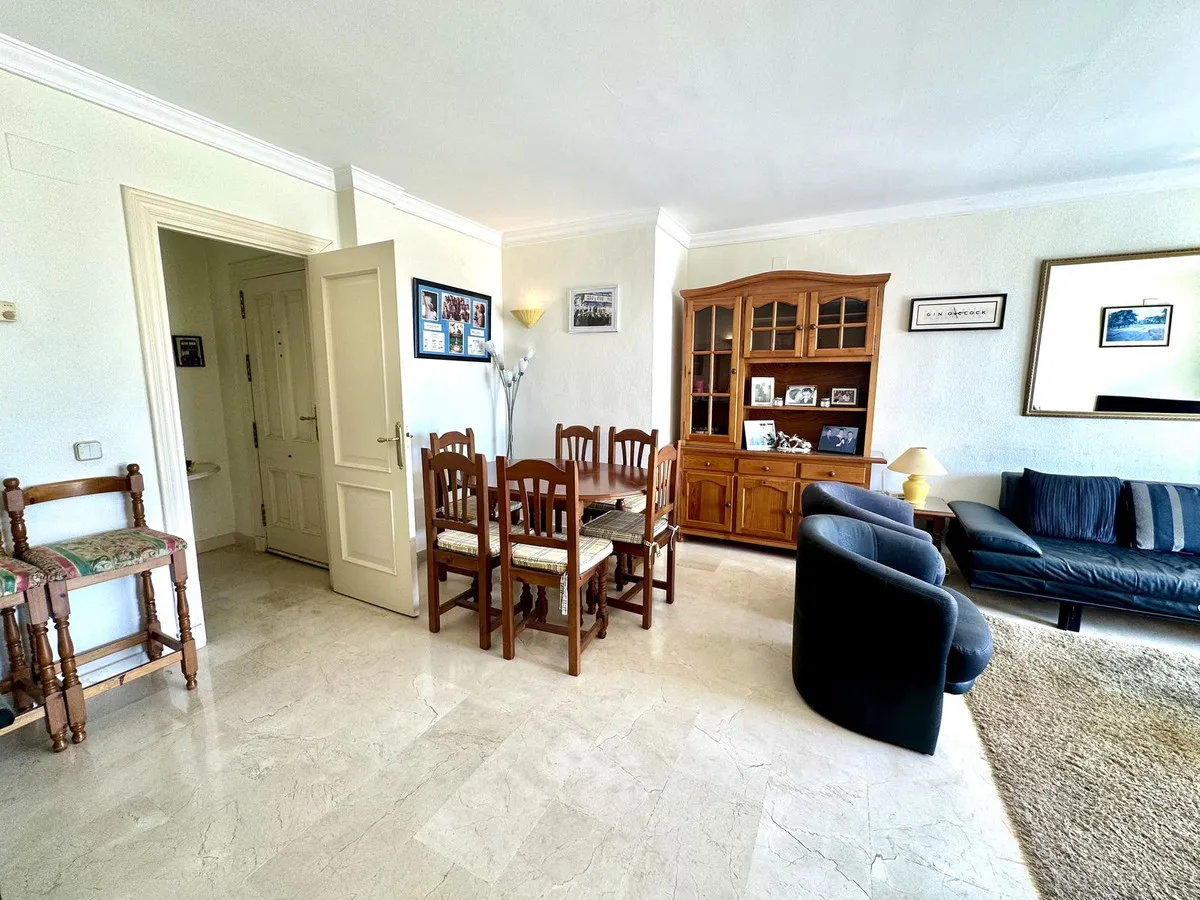 fa8683f4-028a-4d20-8132-2c66291dacb2