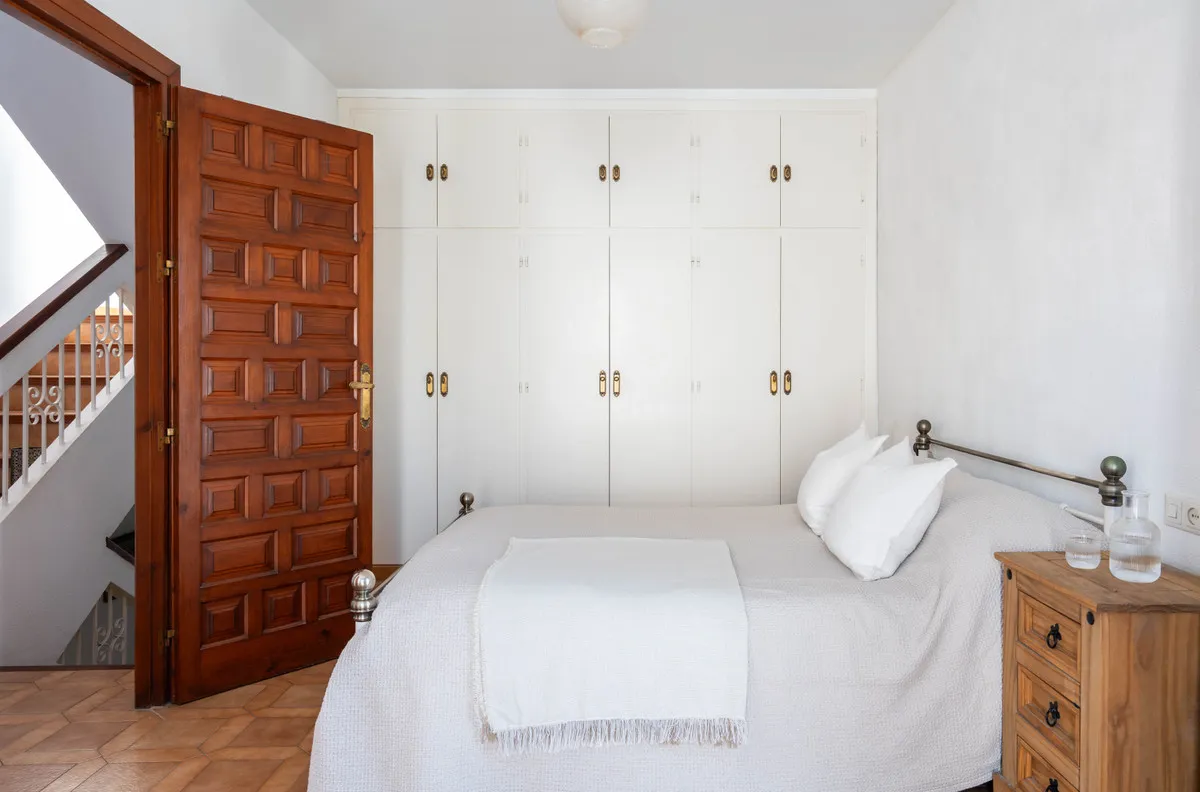 312b3ca5-8156-4e63-9fff-f361a951085a