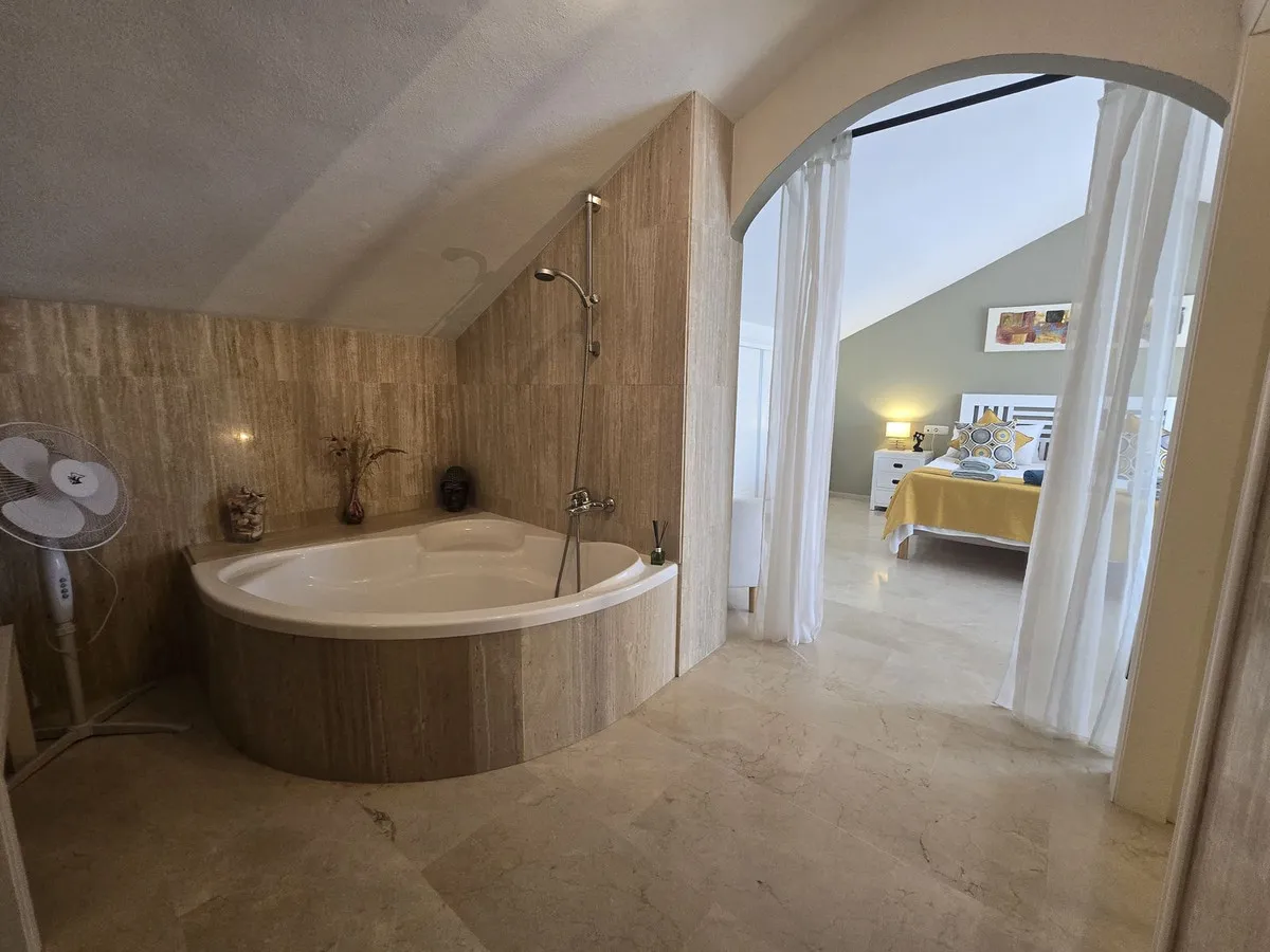 37037c10-9edf-4a55-898e-38270d7fcc4f