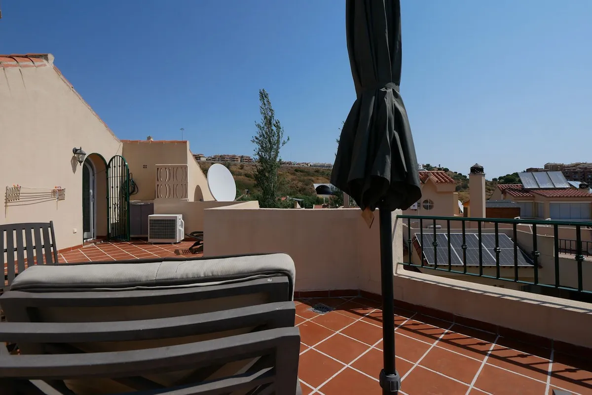 70933efa-5abf-4b56-8fb1-c907b721132e