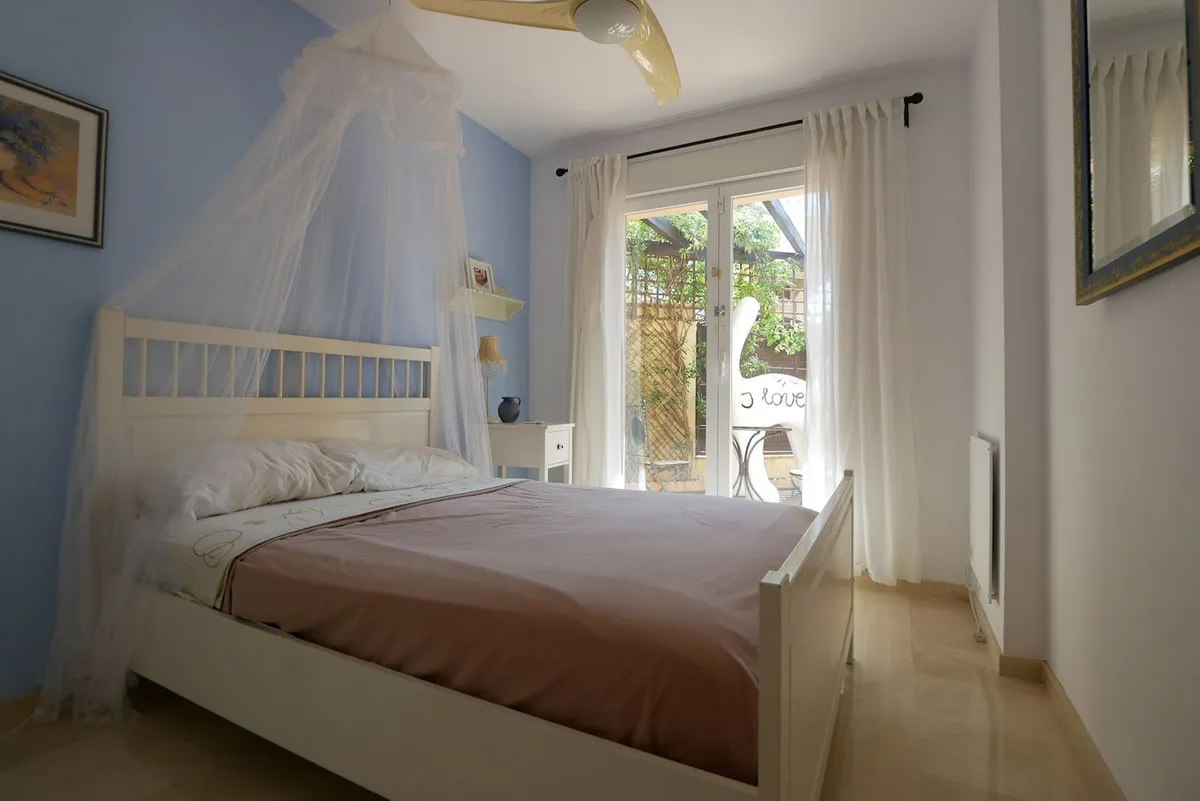 e4b4123d-b13f-4879-b29b-8259c245db40