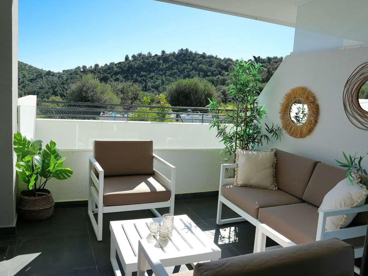 a982064d-e934-4629-b861-29959d0db5fa