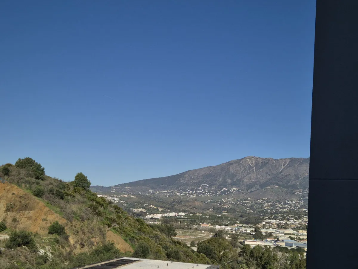 b634f7e1-f7c7-4c95-94c2-abf72206dcc5