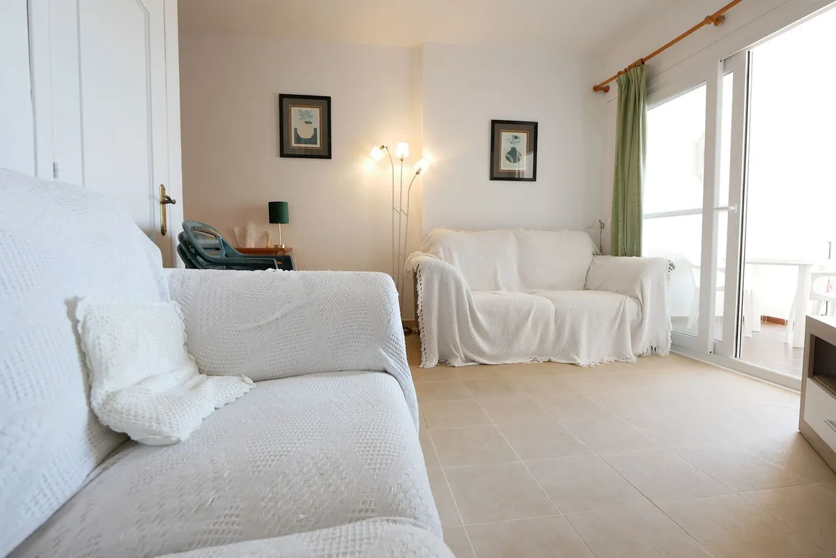 e37091e1-f941-4fe8-a3de-b5d14f87da44