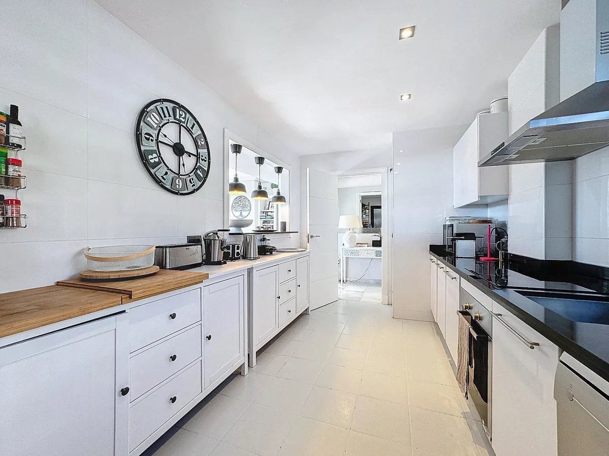 276941c4-d696-4def-9e7d-64360c11e1f6