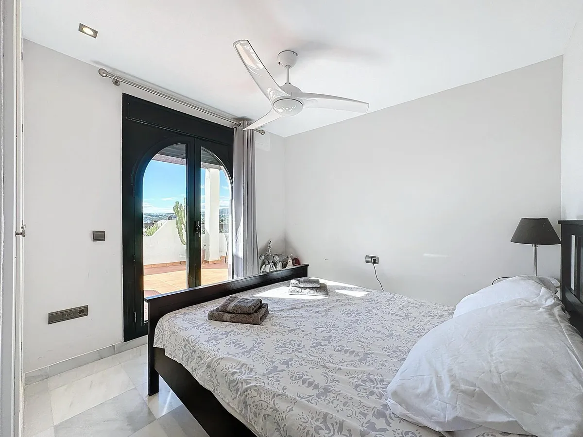 9a147c70-6d42-459f-a76c-5e558f92b0b3