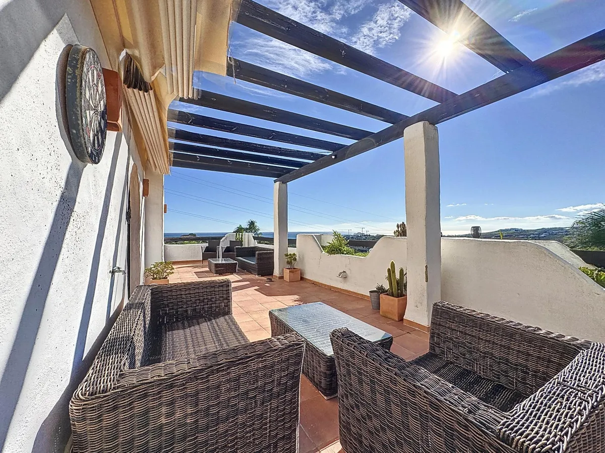 e733de25-0379-4901-b4b8-7f8e3a3862a0