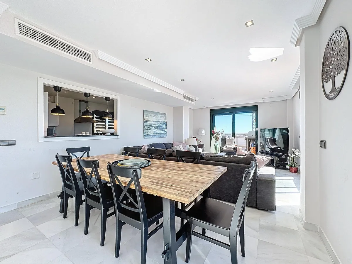 f6278ec1-b8b6-4a54-a760-4b93c0843306