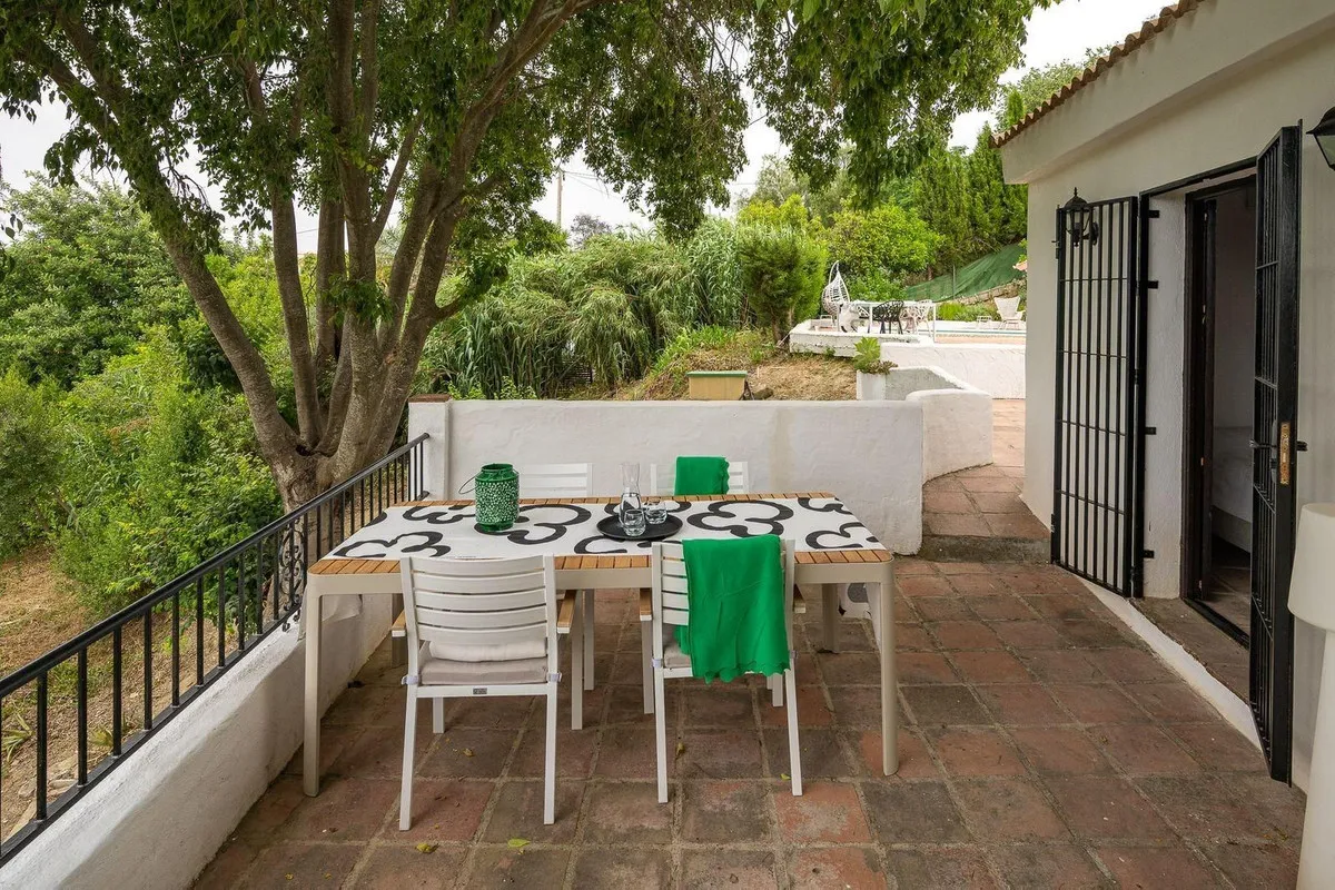 4cda7c89-2b6a-4696-a1a6-017adfc9a00e