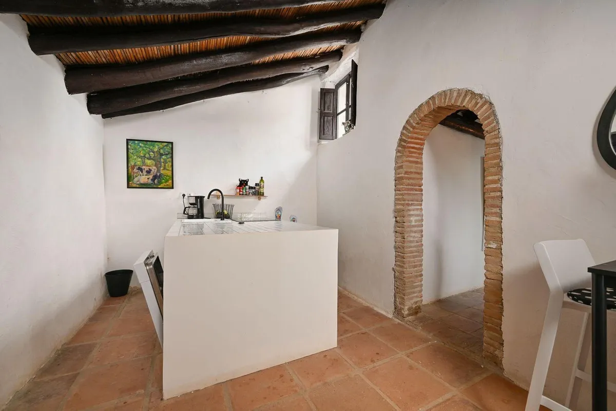 b7c74592-5869-42ea-8c09-a9424954be63