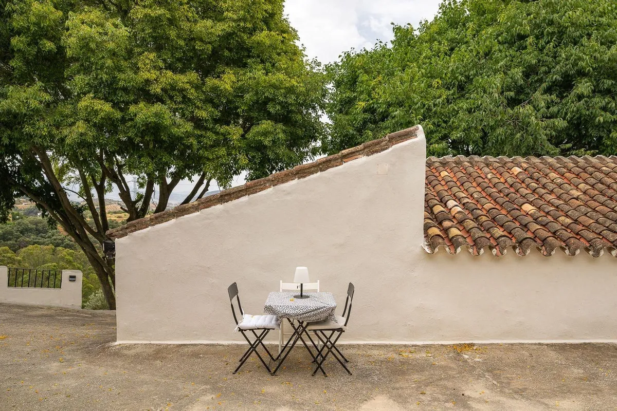 bfc2f529-2036-49d5-a20b-12b9663990be