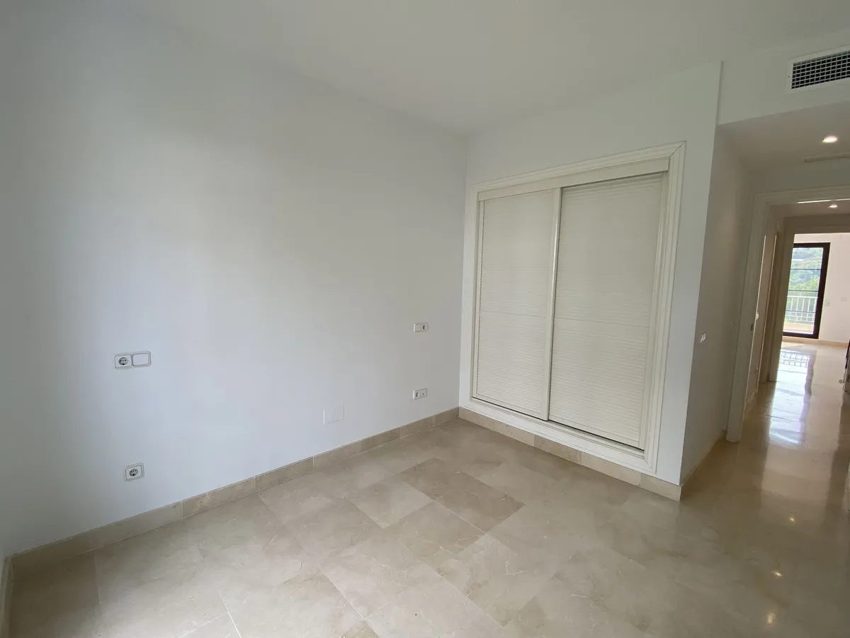 6265dfa4-1d8e-42b4-8587-7b8a2ffd9d15