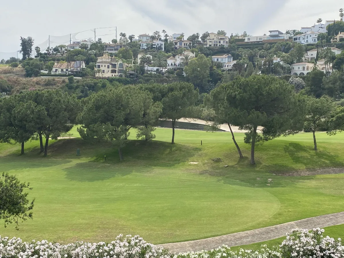 848894f4-16b4-45dd-81e4-6b32acfeb468