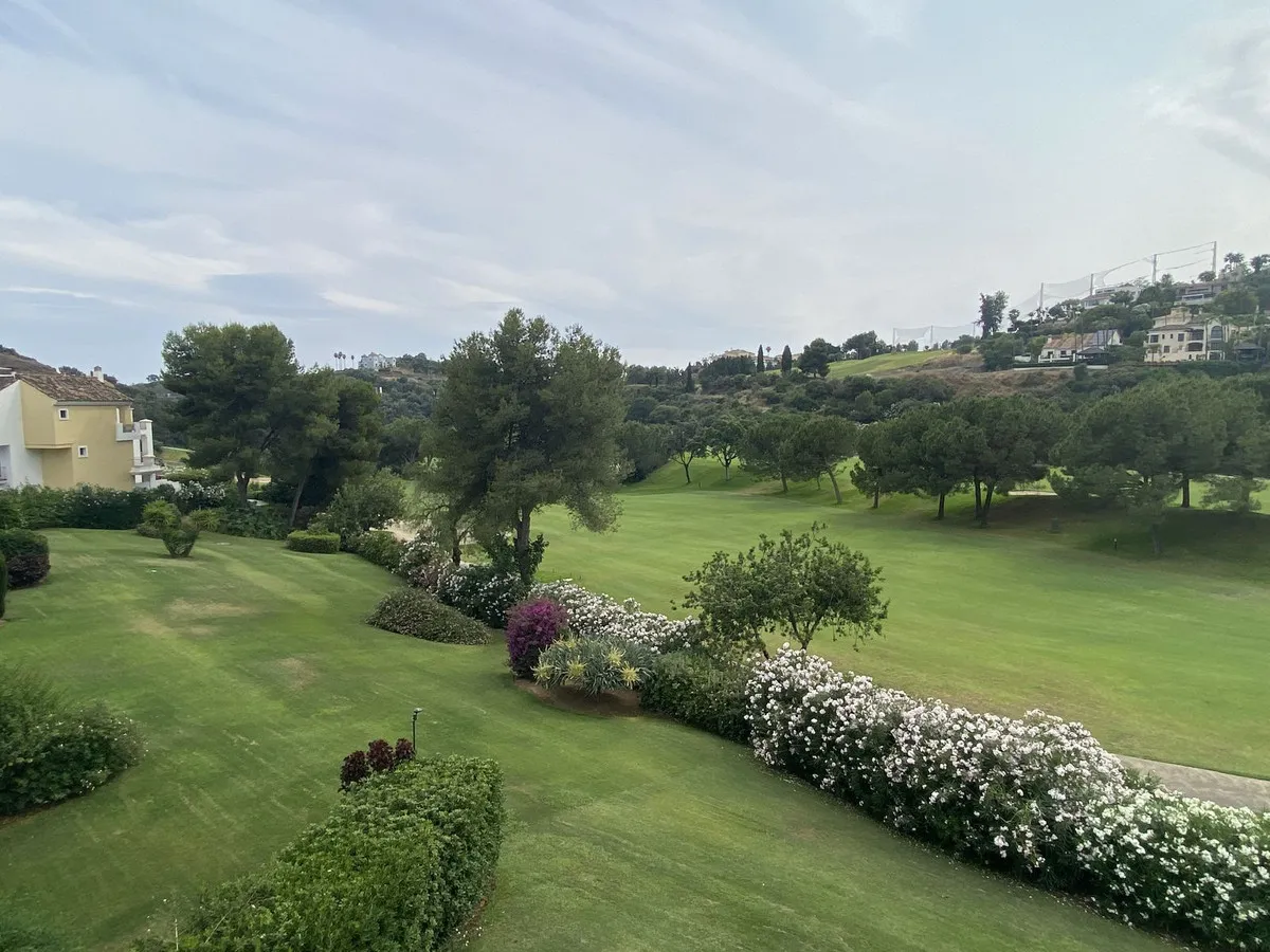 931b53b0-0855-49e9-97d8-5f066c781a2c