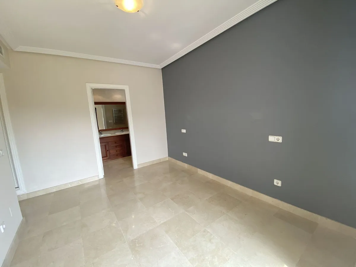 bd0940c9-3d03-4342-a8e9-73fabb60e313