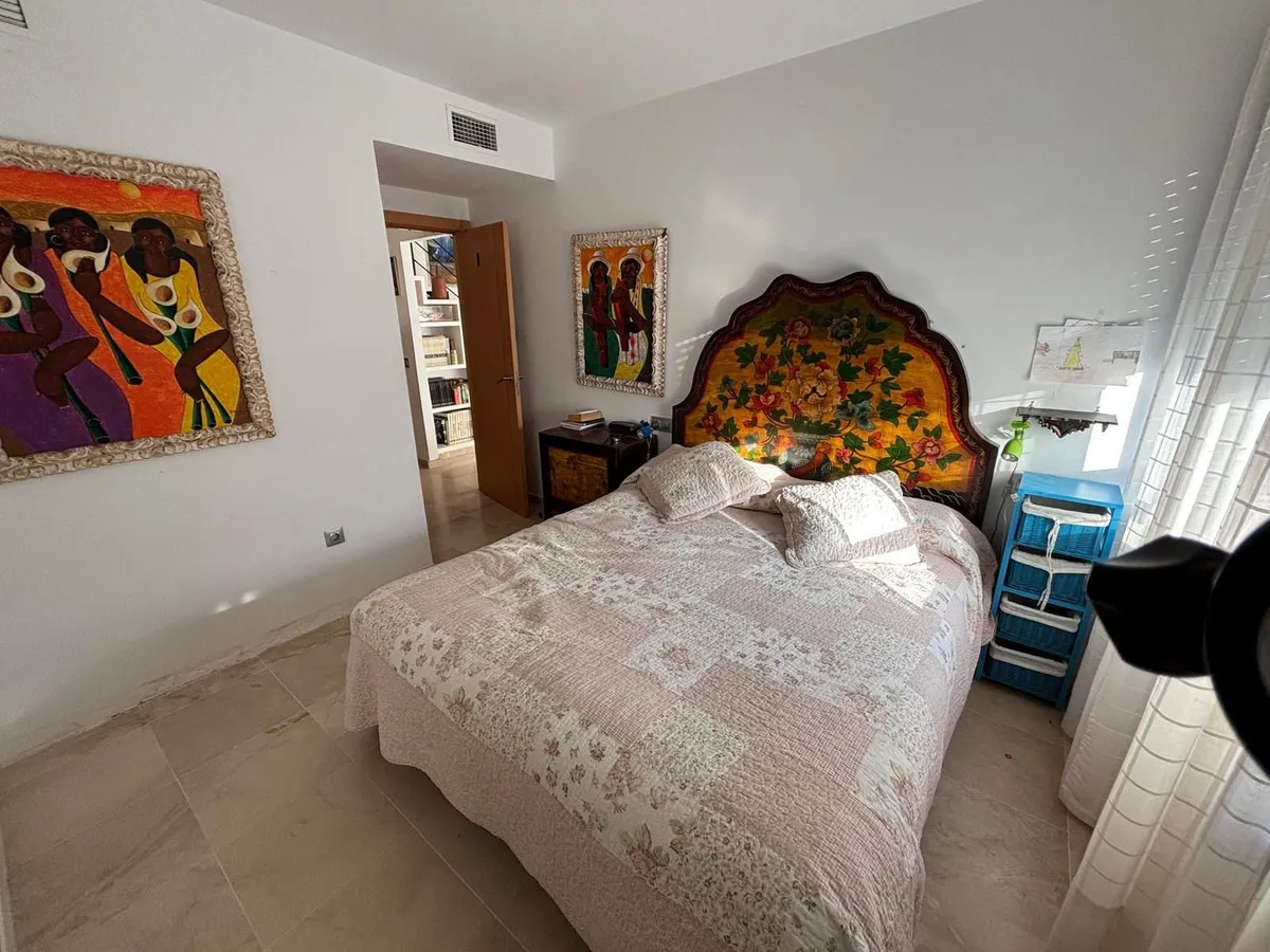 d6b6eab5-446a-4b71-b36c-c7858ea2b7a4