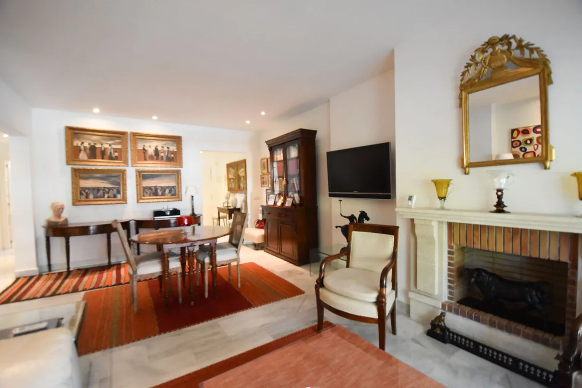 0833a806-2ea2-459f-a0ea-3b50a2d89865