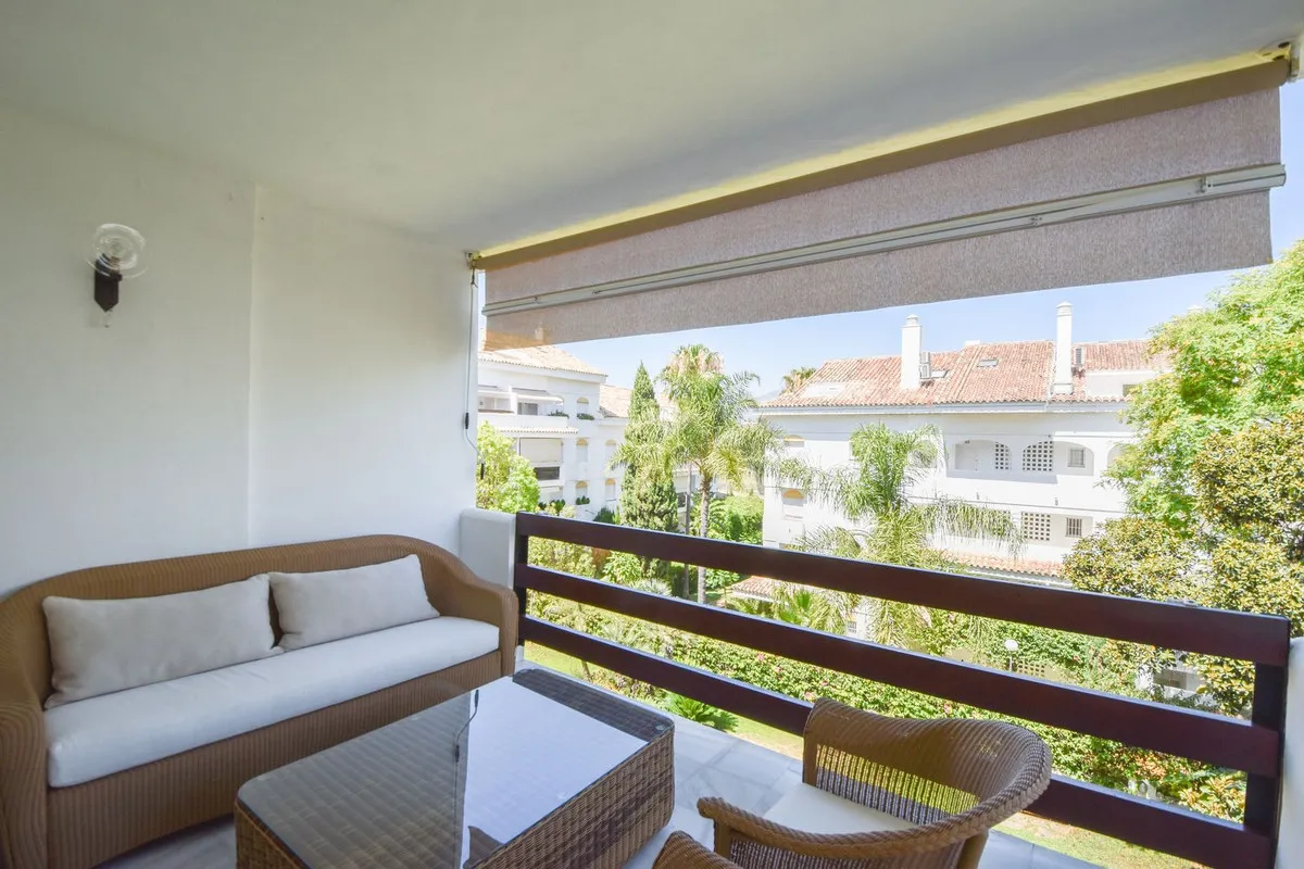 18afc2d1-2938-4c16-841f-8a29fe47a243