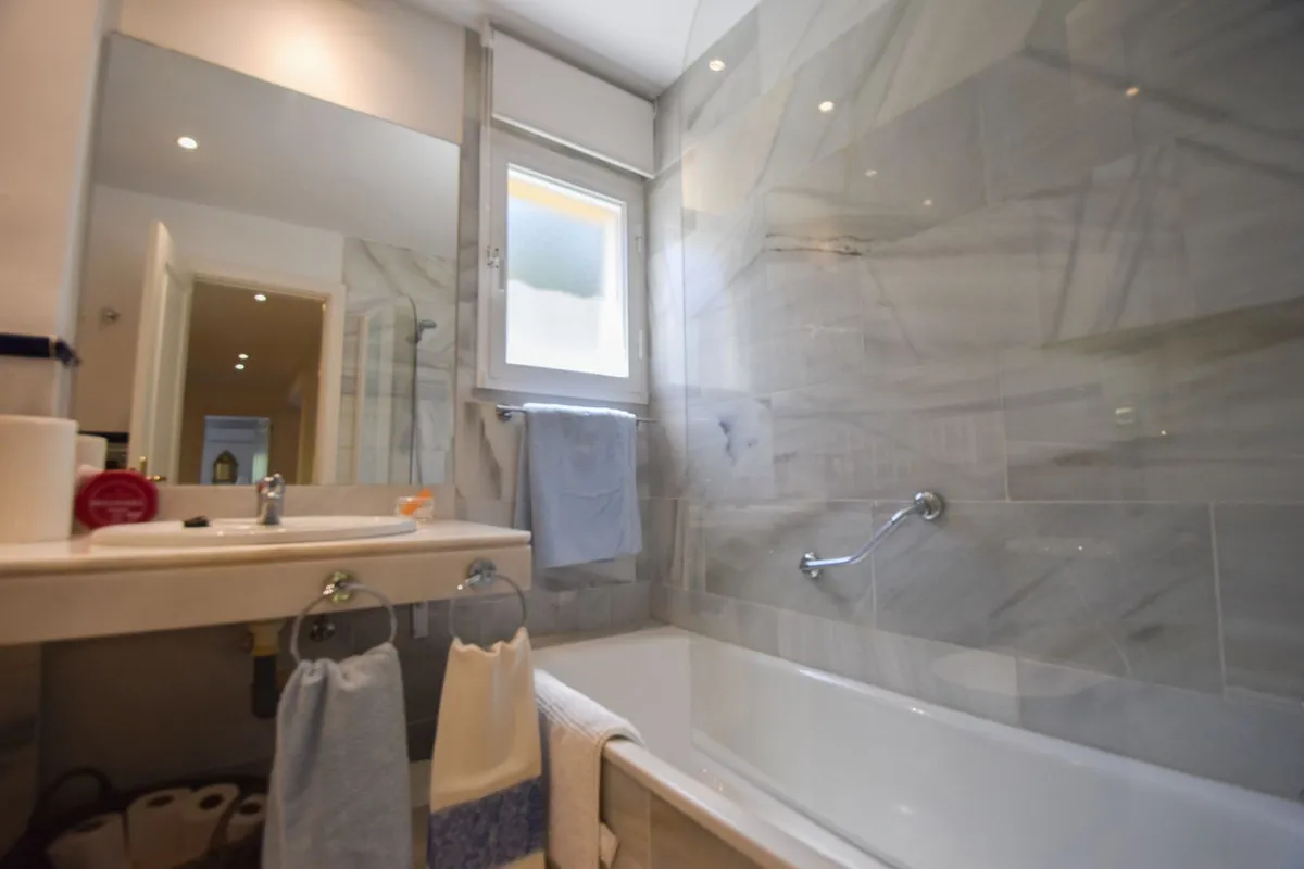 7c3317f3-b6d2-4c84-b420-7979190d5e02