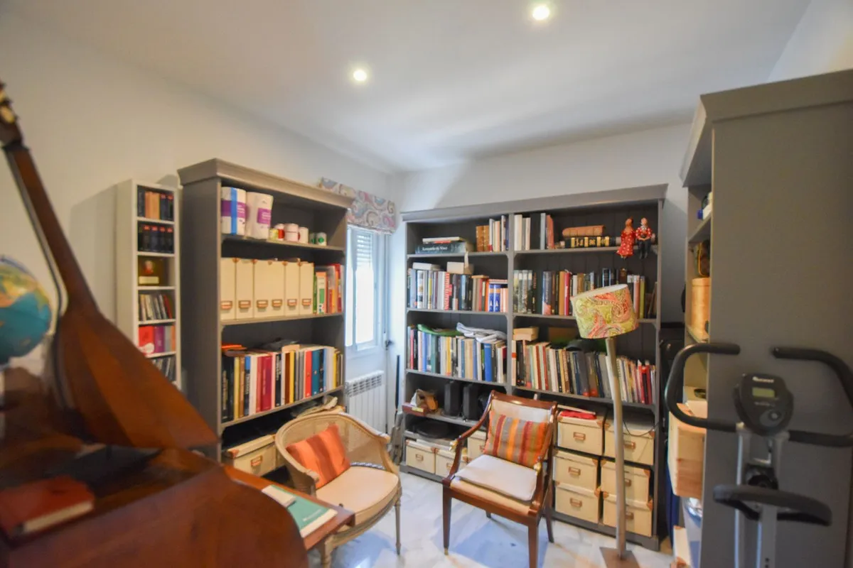 a1bf20c7-4a4e-4d8e-96b0-b0e3c15ba0e8