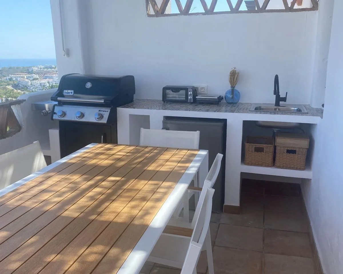 dcba7ad7-63e1-4ba1-888f-01ab2cc73a05