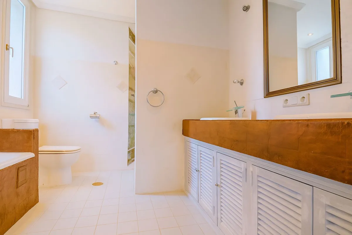 39d743dd-c30c-4e50-8ce2-e8acd45eb8e7