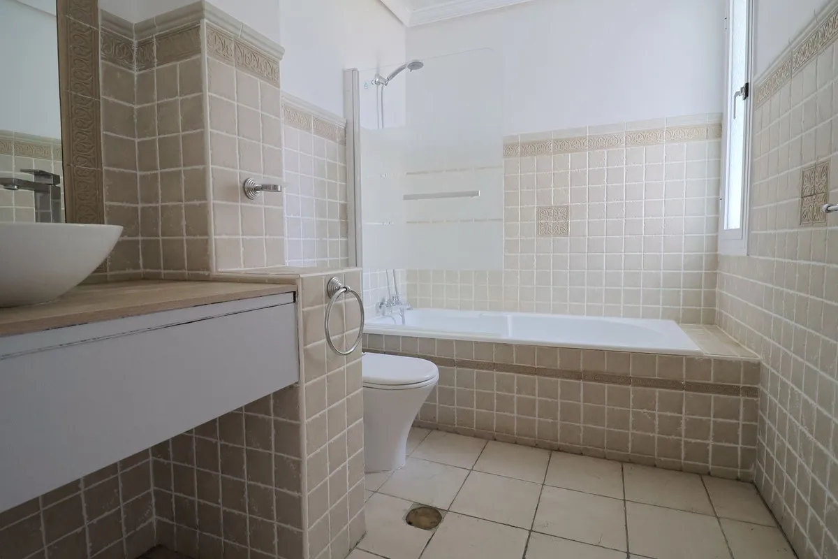 e86b6a32-2b20-43f4-85b8-9bc62df8df66